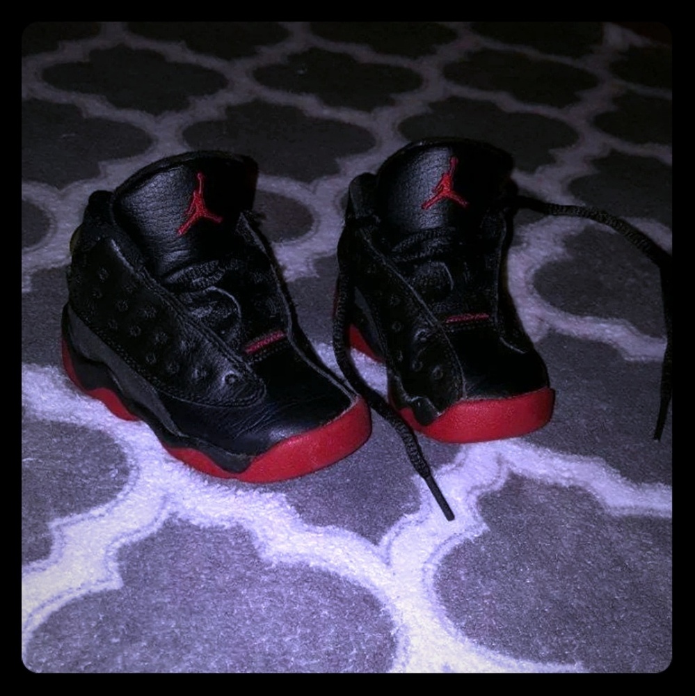 SOLD Jordan Red & Black Sneakers Size 5c